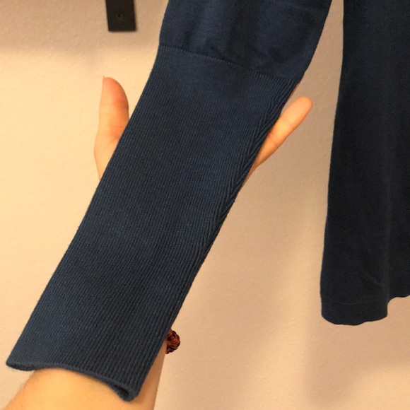 🚚MOVING SALE🚚 EUC Philosophy | Turtle Neck Sweater ✨MOST OFFERS ACCEPTED✨ - Picture 3 of 5